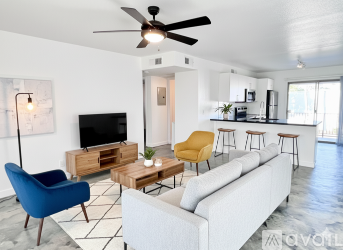 3105 E Fairmount Ave, Unit 20 Rental photo 5